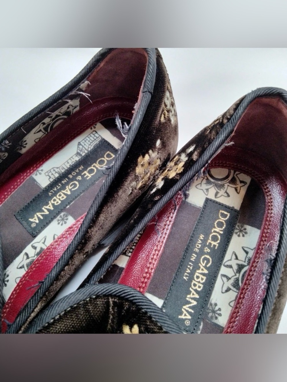 Dolce & Gabbana Black Velvet Floral Embroidered Slip-On Loafers - Picture 7 of 9